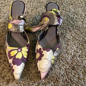 Nine West wrap heel pumps